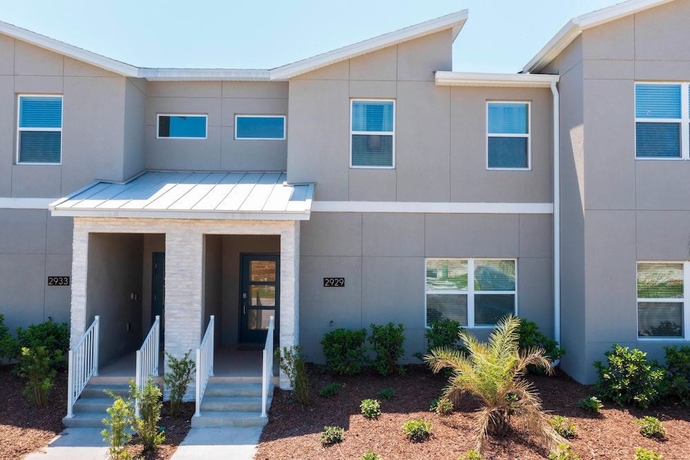 undefined 2929 SS - Disney Delight: 4br, Pool, Near Parks 5