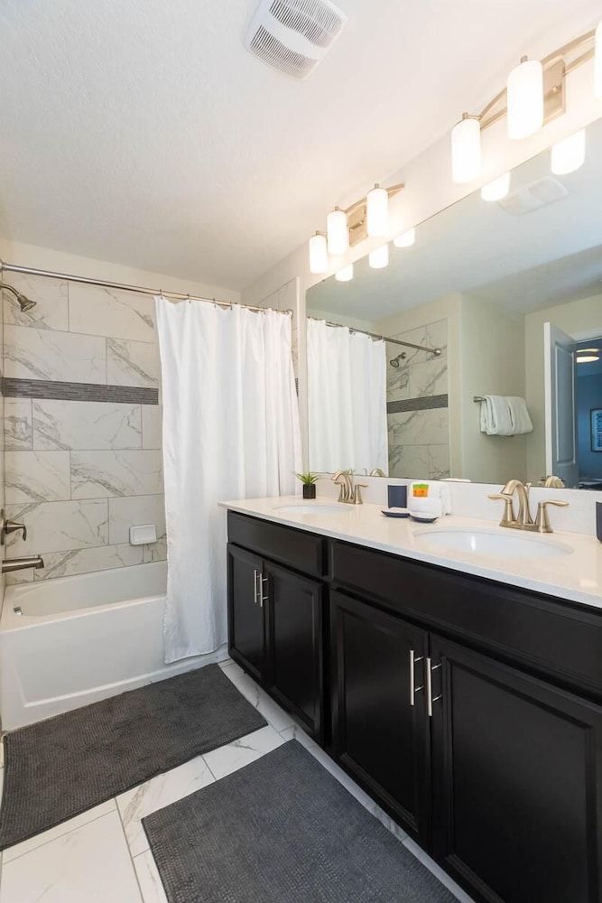 8924 SD - Luxury 4BR Townhome: Private Pool Condo, Multiple Beds (8924 SD - Luxury 4BR Townhome: Privat) 8