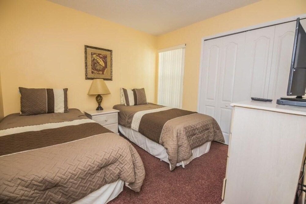 undefined Terry's Royal Palms Condo 6