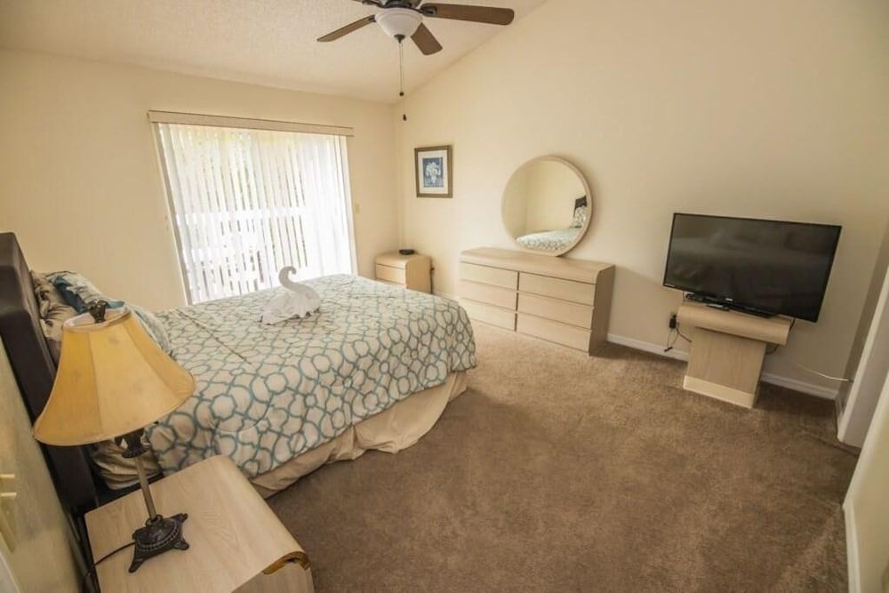 undefined Charles' Sweetwater Club Condo 9