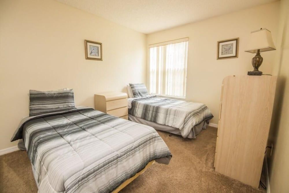 undefined Charles' Sweetwater Club Condo 7