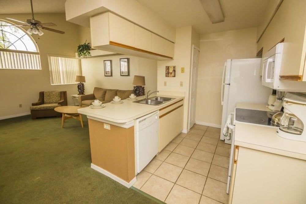 undefined Dennis' Somerset Condo 10