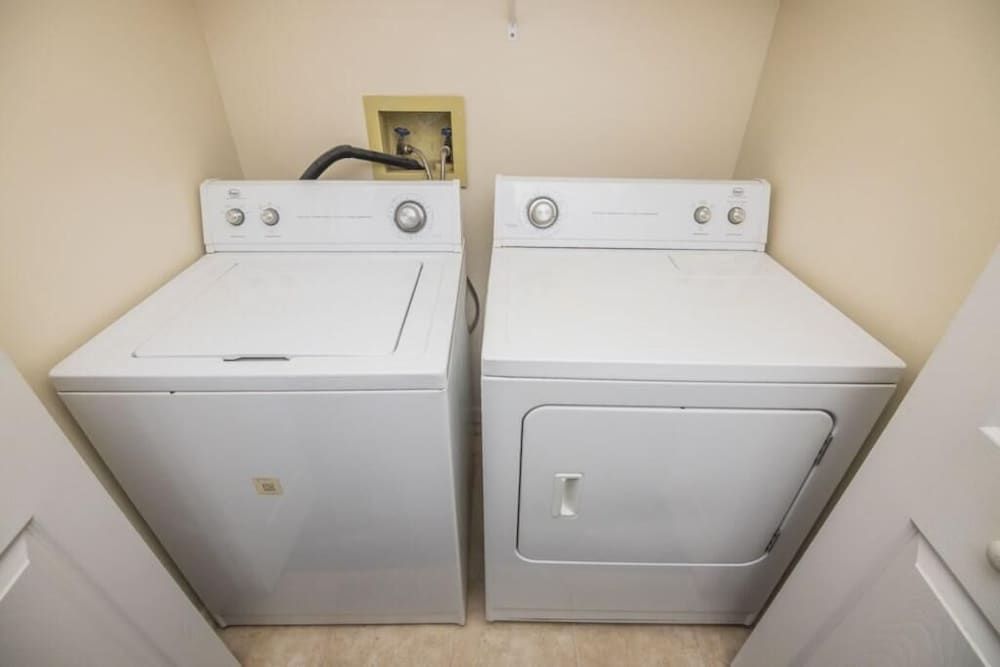 Dennis' Somerset Condo Condo, Multiple Beds (Dennis' Somerset Condo) 9