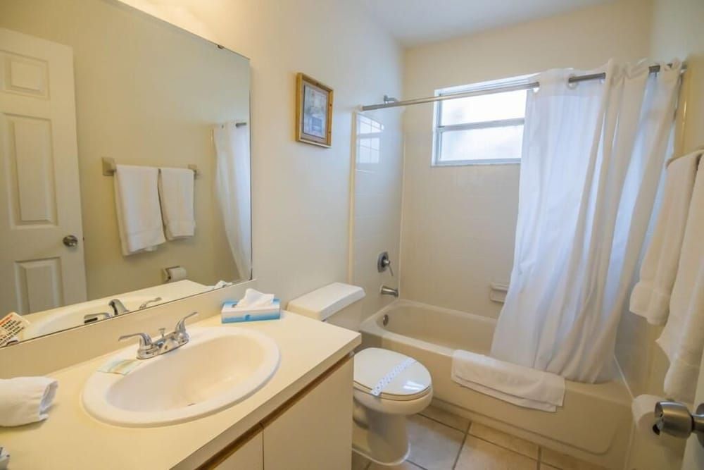 Dennis' Somerset Condo Condo, Multiple Beds (Dennis' Somerset Condo) 11