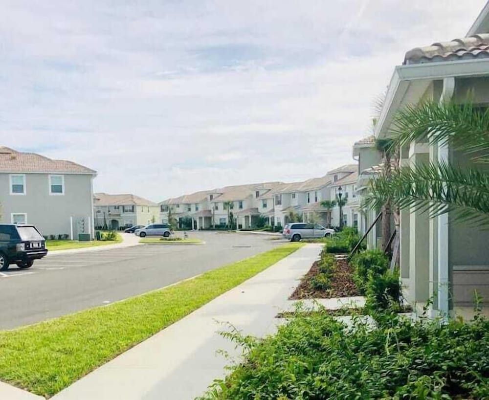 undefined 4901 RC - Storey Lake - Luxury 4 Bed Villa 5