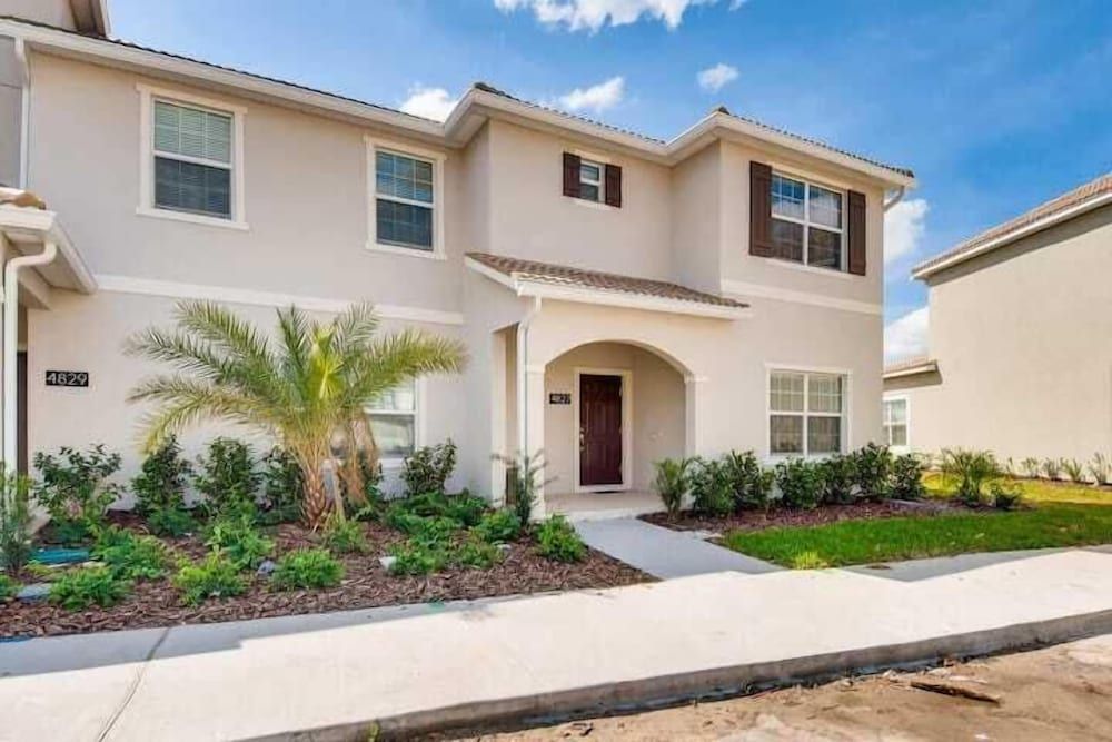 undefined 4827 RC - Storey Lake - Luxury 5 Bed Villa 2