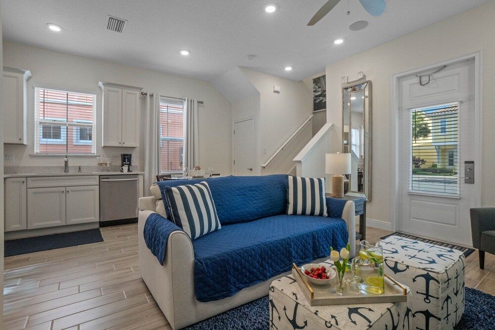 Get Happy House, Multiple Beds, Hot Tub, Garden View (Get Happy) 8