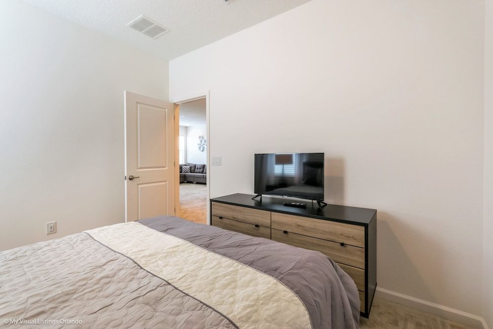 8 Bedroom 6 Bathroom Villa Villa (2616CA) 8