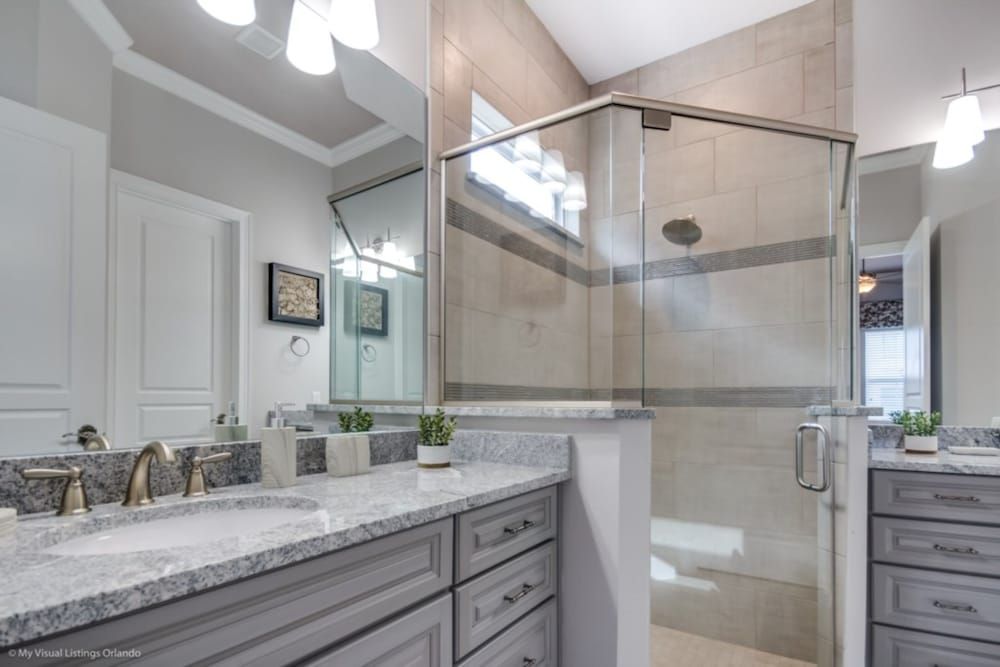 7 Bdrmstheatergamermpoolmansion Villa (760GBD00) 23