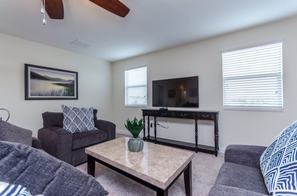 6 Bedroom 5 Bathroom Villa (6 Bedroom 5 Bathroom) 19