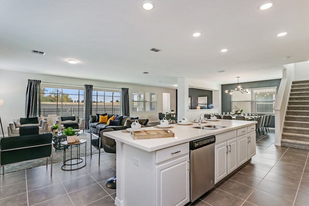 undefined 9 BD 6.5 BH With Game Room and Pool 6