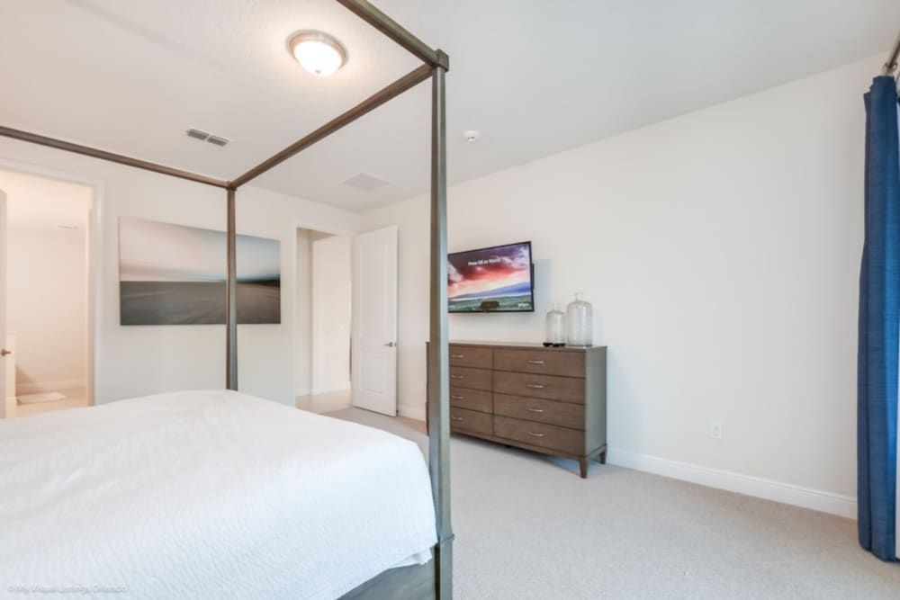 Family Friendly 9 Bedroom 8.5 Bathroom Villa (221FALLS) 7