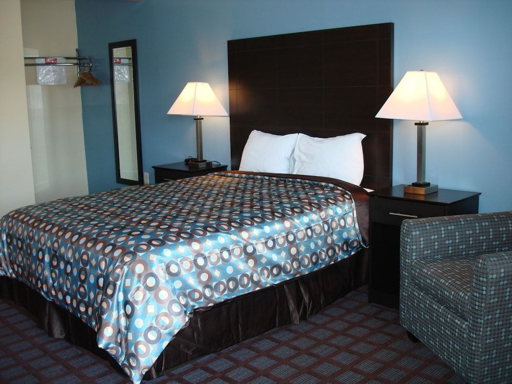 Standard Room, 1 Queen Bed, Non Smoking