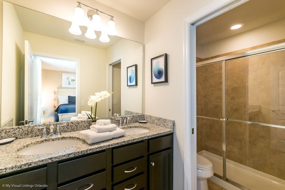 Beautiful 8 Bed Villa Pool & Spa Villa (1852NC 8 Bedroom 6 Bathroom Windsor) 19