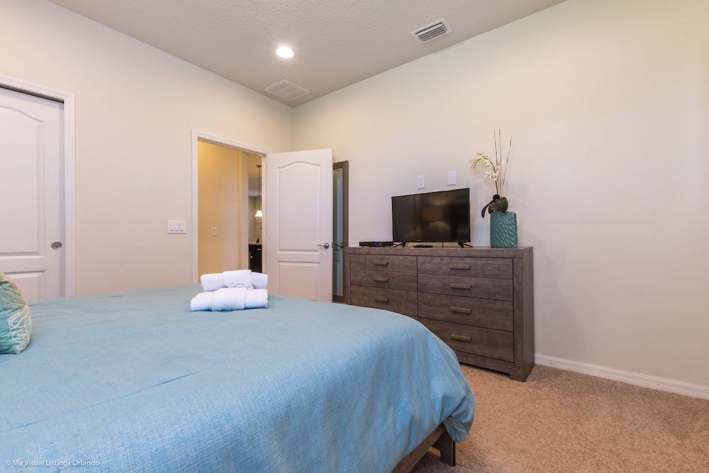 7 BD 5.5 BH Villa Game Room Pool Spa Villa (1792LIMA) 2