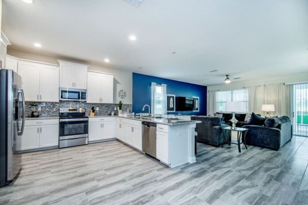 undefined 8 Bedroom Resort Villa