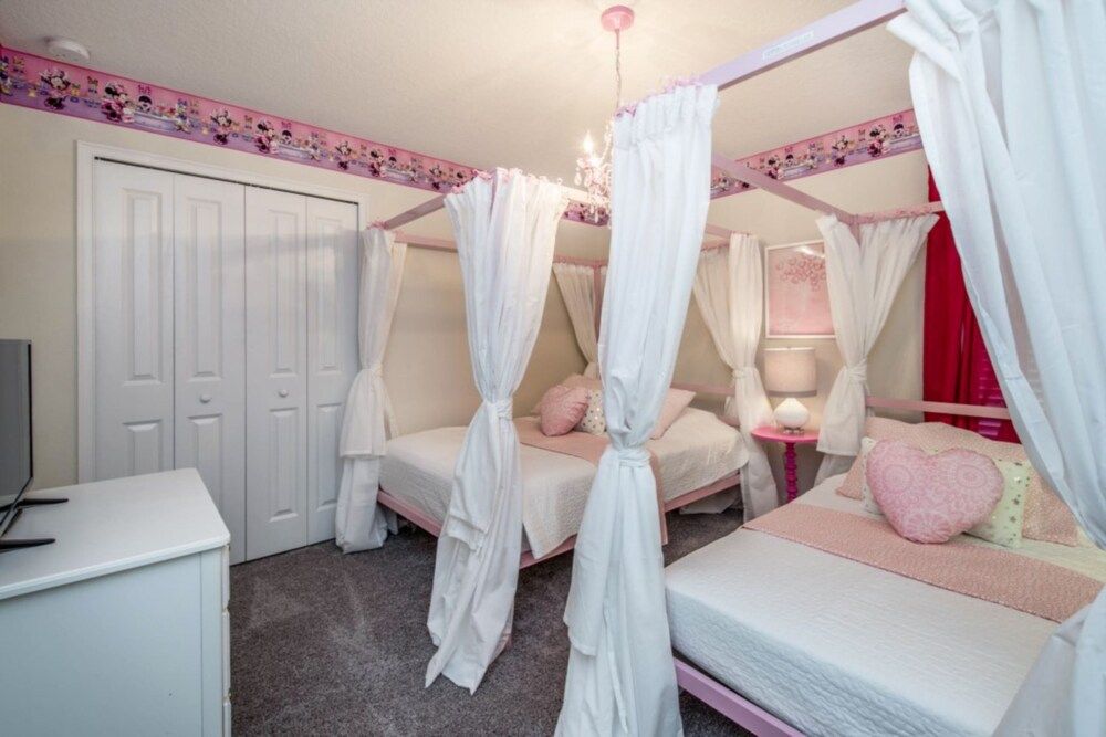 8 Bedroom Resort Villa Villa (9040SD00)