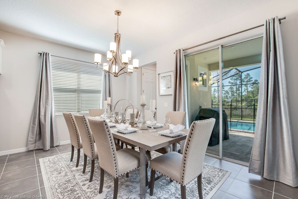 undefined Spectacular 6 Bedroom 5 Bathroom House 7