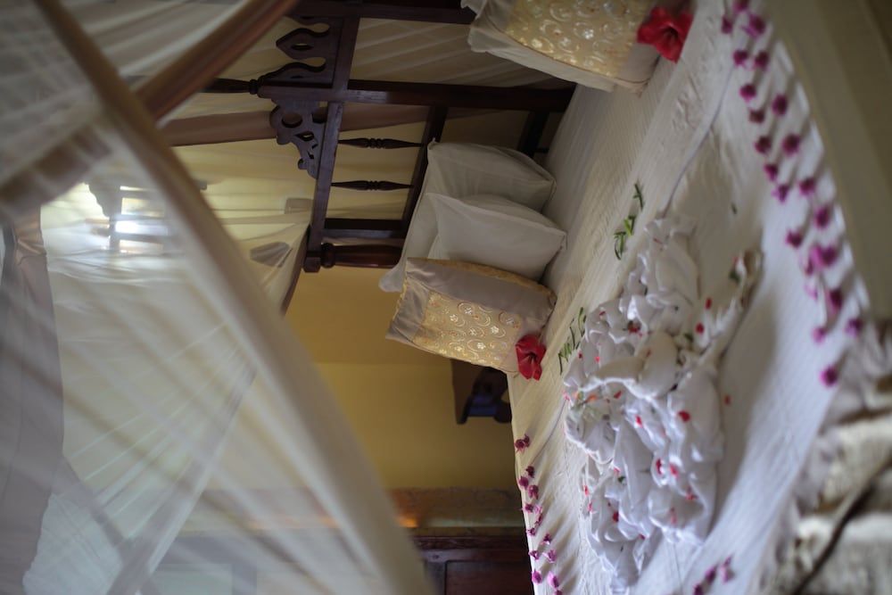 Zanzibar House Double Room, Ocean View 5