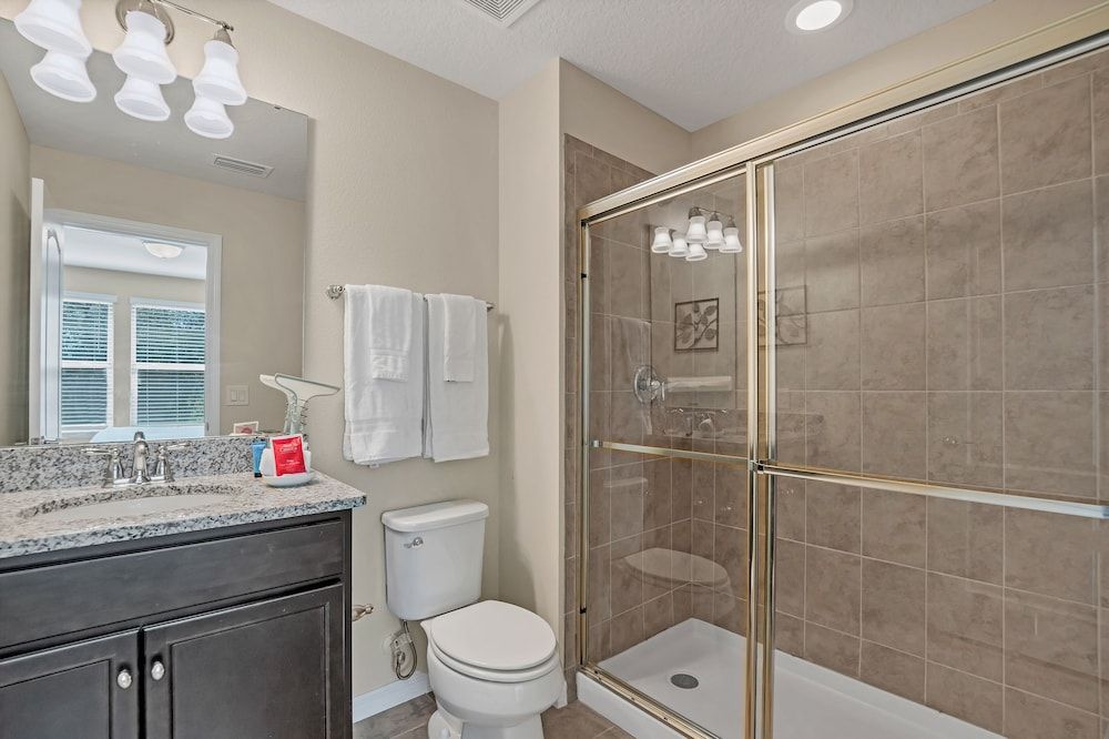 1909 Nice Court House (5 Bedrooms) 17