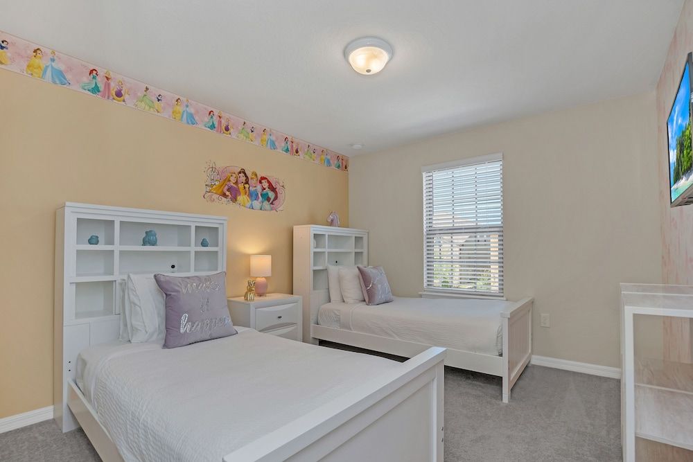 1909 Nice Court House (5 Bedrooms) 8