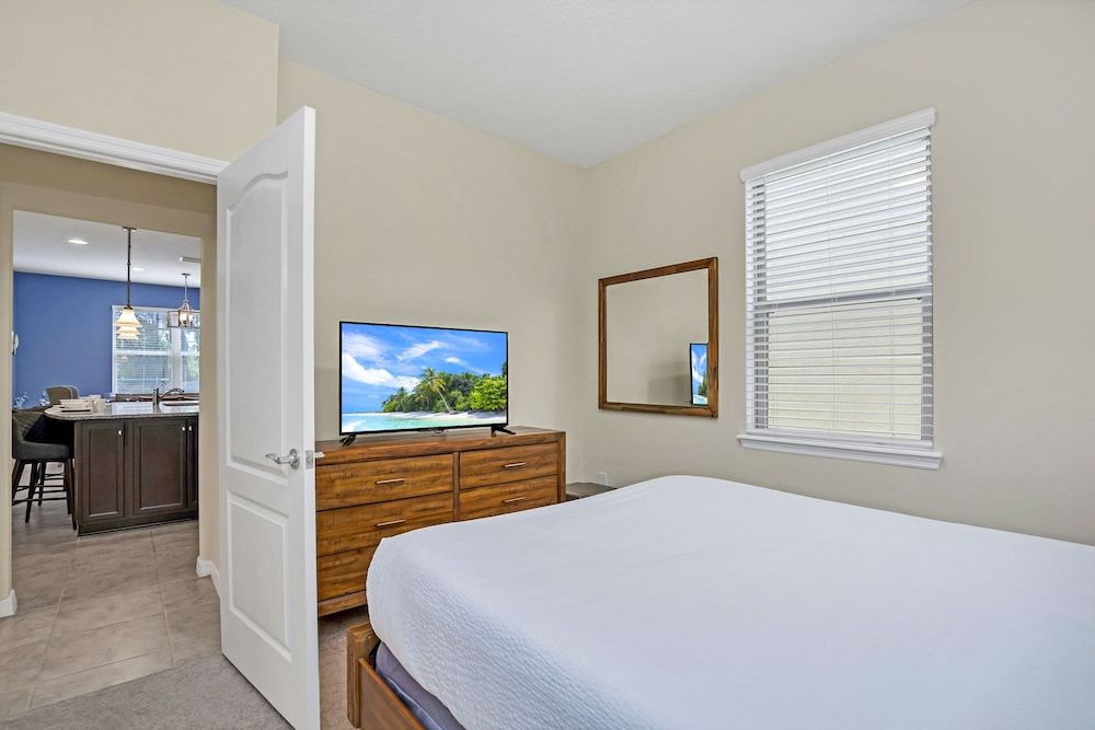 1909 Nice Court House (5 Bedrooms) 7