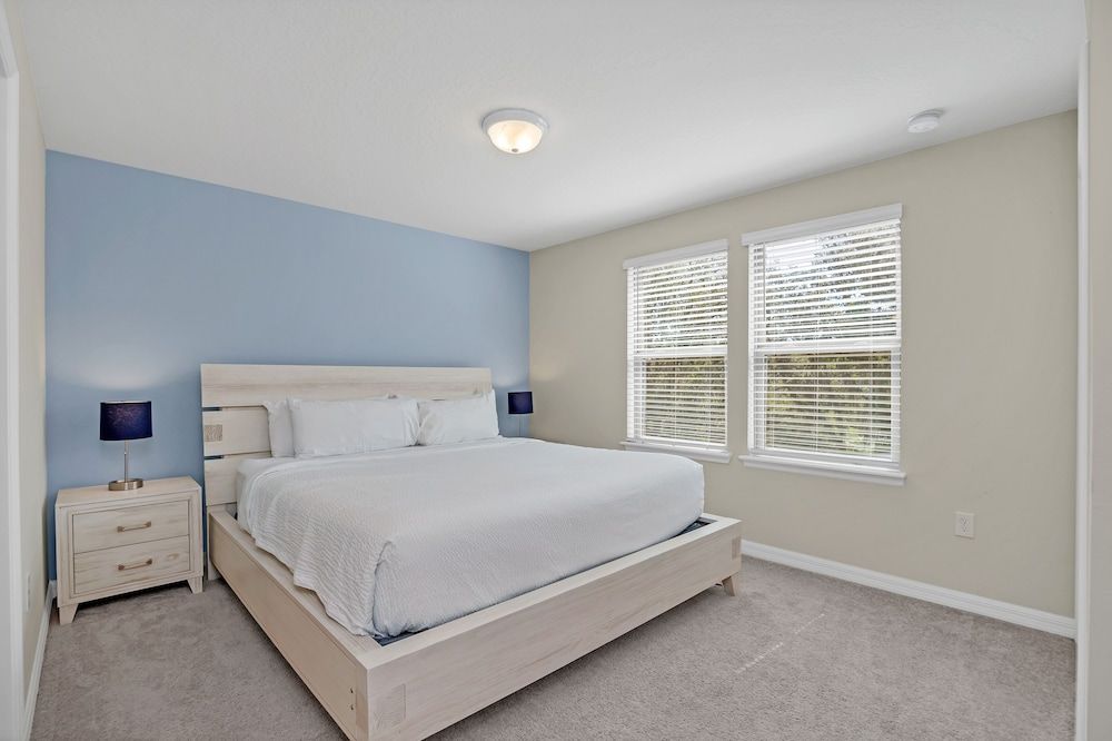 1909 Nice Court House (5 Bedrooms) 5