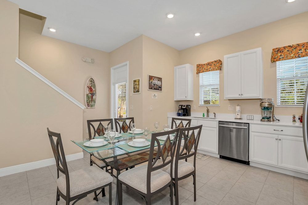 undefined 3078 Key Lime Loop 9