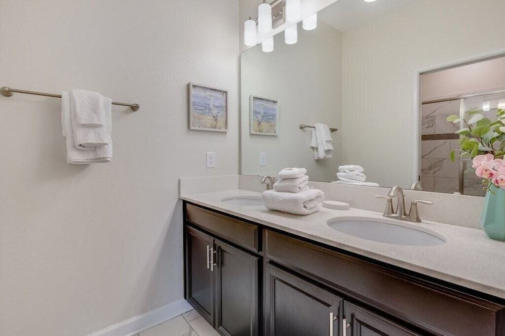 6 Bdrmgolf Coursegated Resort Villa (8940TITANIUM) 20