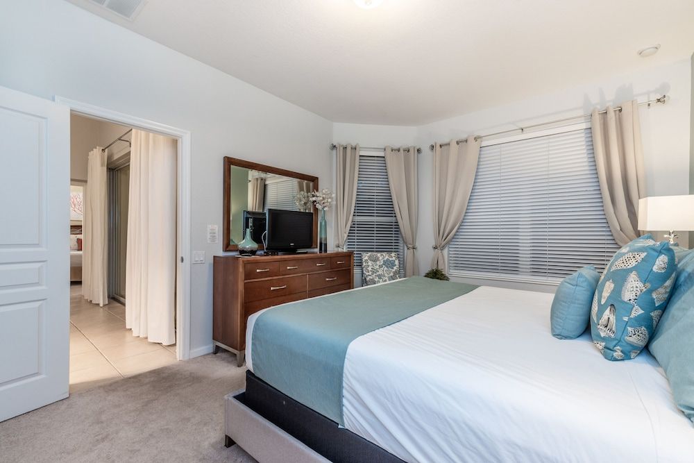 Spacious Home W/private Pool/spa & Free Waterpark! House (5 Bedrooms) 20