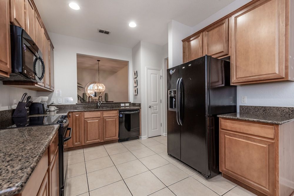 undefined Spacious Home W/private Pool/spa & Free Waterpark! 9