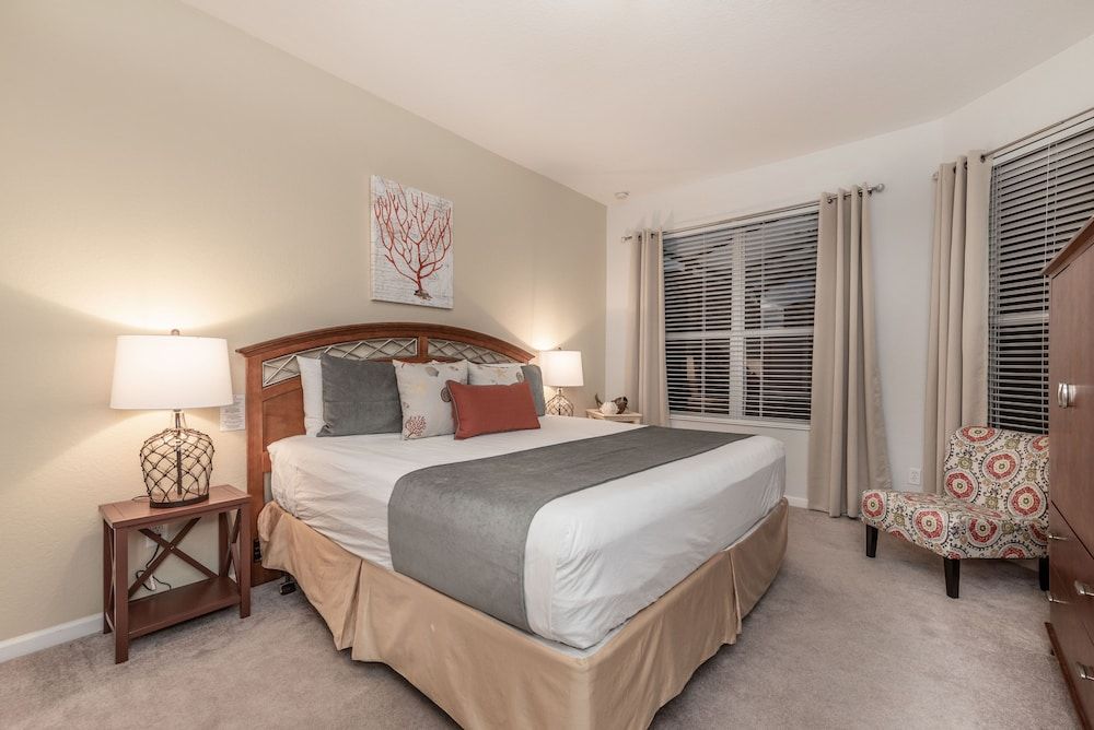 undefined Spacious Home W/private Pool/spa & Free Waterpark!