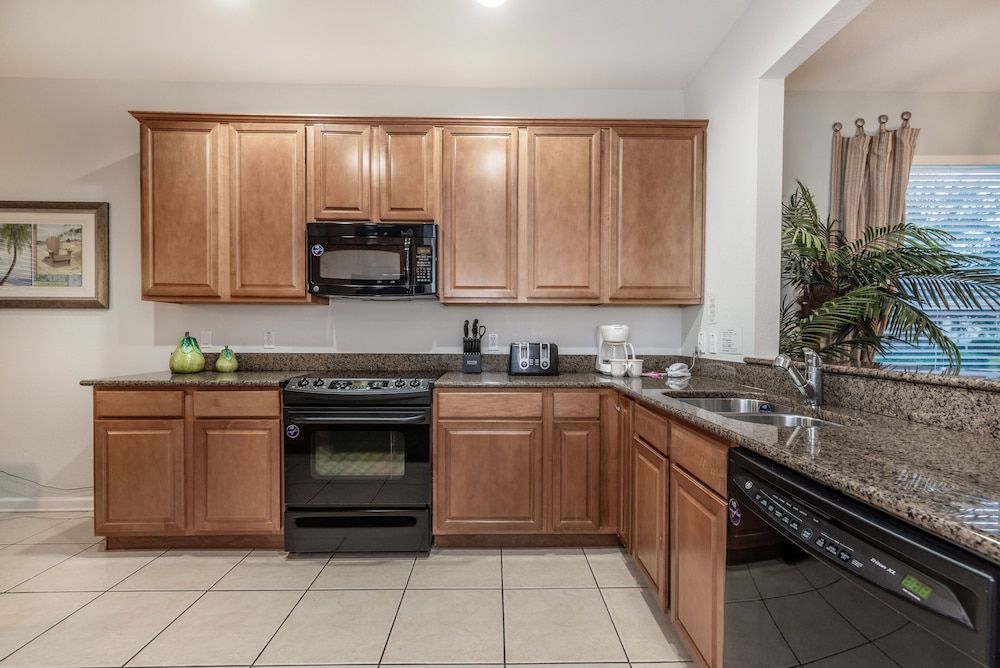 Spacious Home W/private Pool/spa & Free Waterpark! House (5 Bedrooms) 21