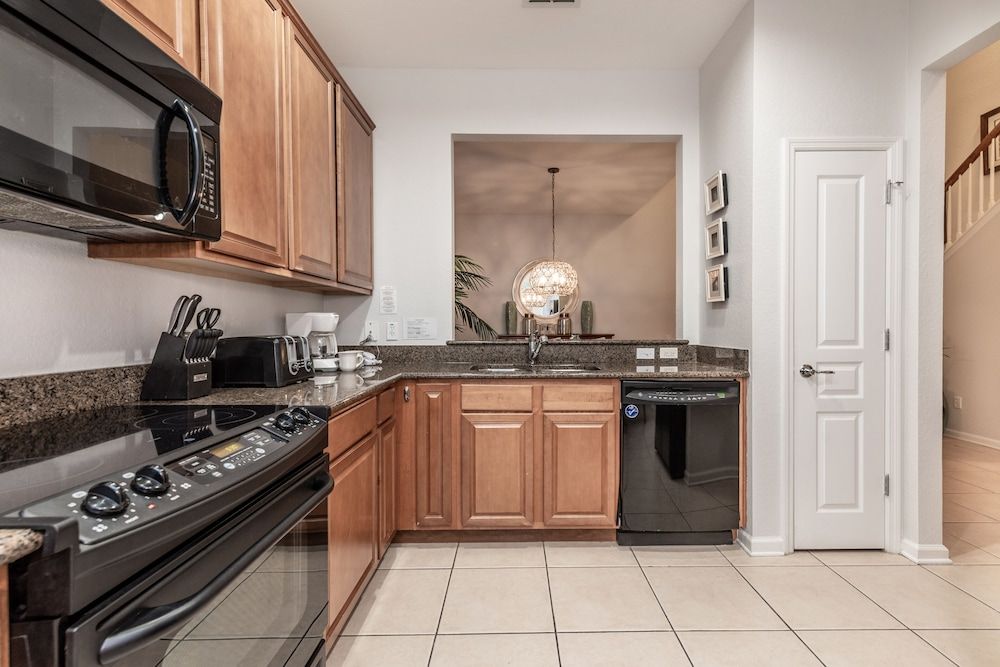 Spacious Home W/private Pool/spa & Free Waterpark! House (5 Bedrooms) 25