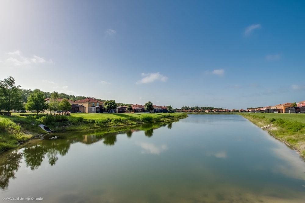 518mb New and Modern 8 Bedroom 5 Bathroom Villa Villa 18