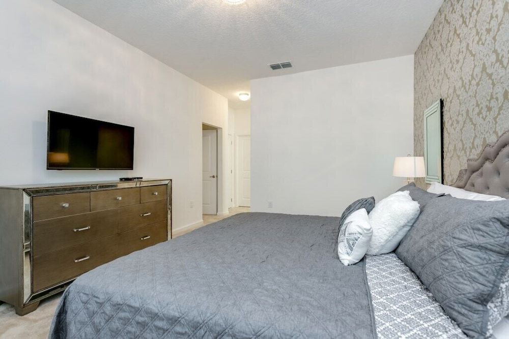 518mb New and Modern 8 Bedroom 5 Bathroom Villa Villa 7