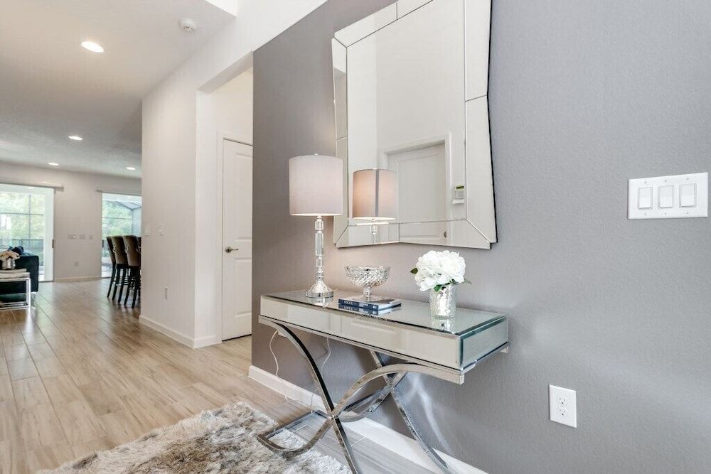 518mb New and Modern 8 Bedroom 5 Bathroom Villa Villa 23