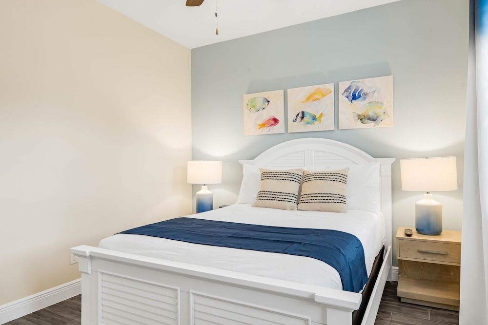 undefined Caribbean Dreamin Vibrant Margaritaville Resort