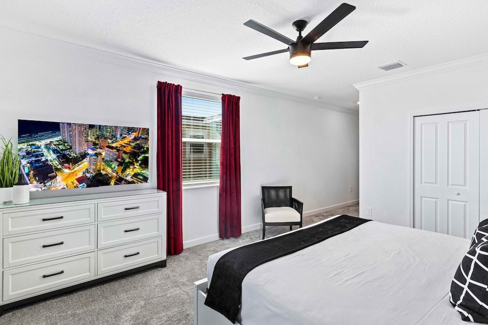 9203 Sommerset Hills Drive House (5 Bedrooms) 6