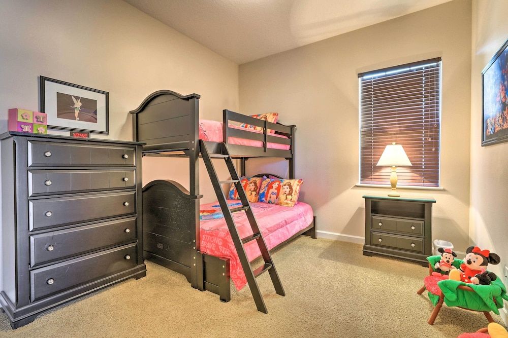 undefined Spacious Kissimmee Gem w/ Pool & Spa Near Disney! 2