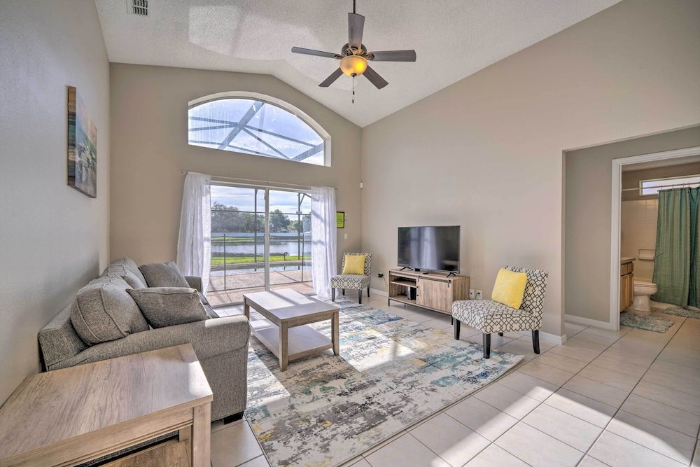 undefined Kissimmee Getaway w/ Pool ~ 7 Mi to Disney!