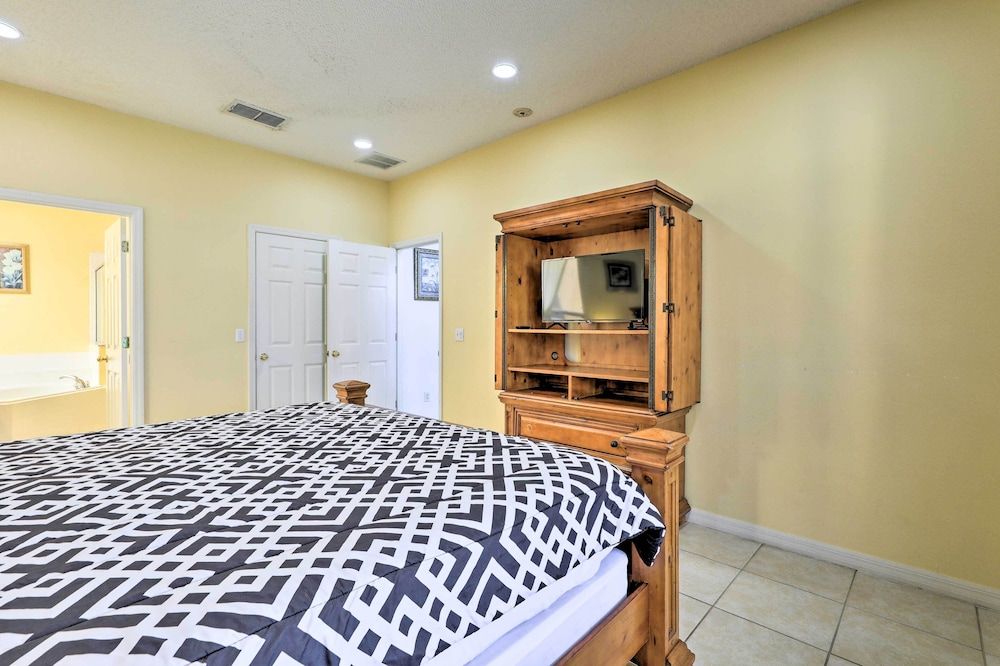 Kissimmee Home w/ Pool < 9 Mi to Disney World! House (Multiple Bedrooms) 3