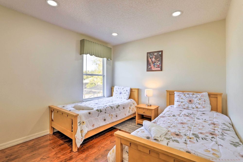 Kissimmee Home w/ Pool < 9 Mi to Disney World! House (Multiple Bedrooms) 9