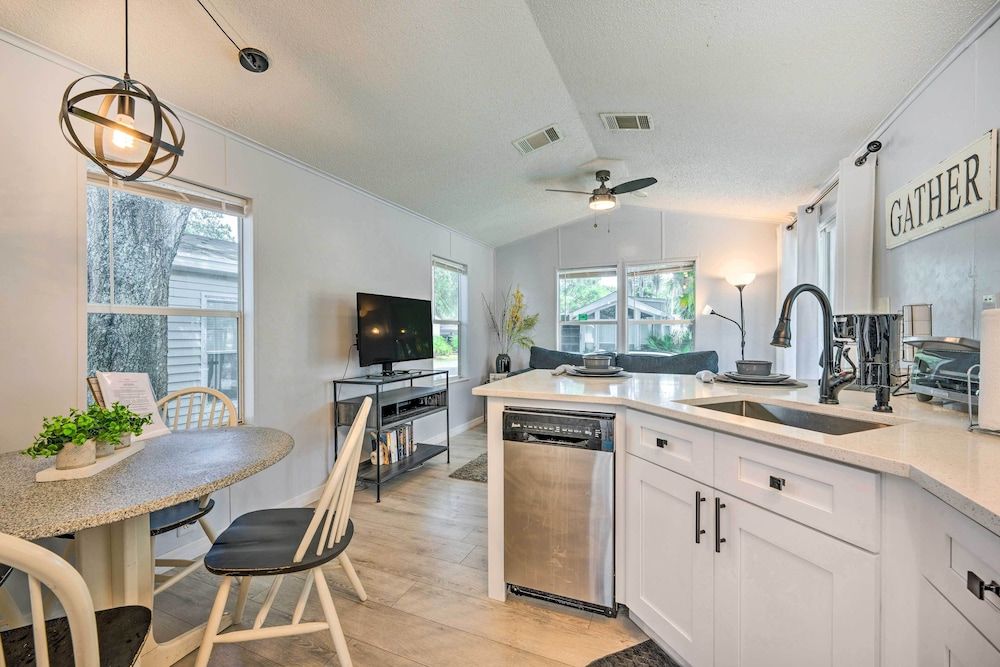 undefined Kissimmee Cottage w/ Resort-style Amenities! 8