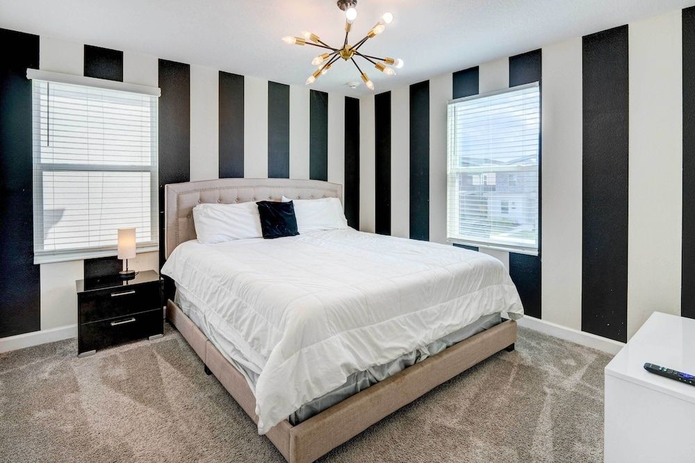 undefined Kissimmee Resort-style House w/ Home Theater 6