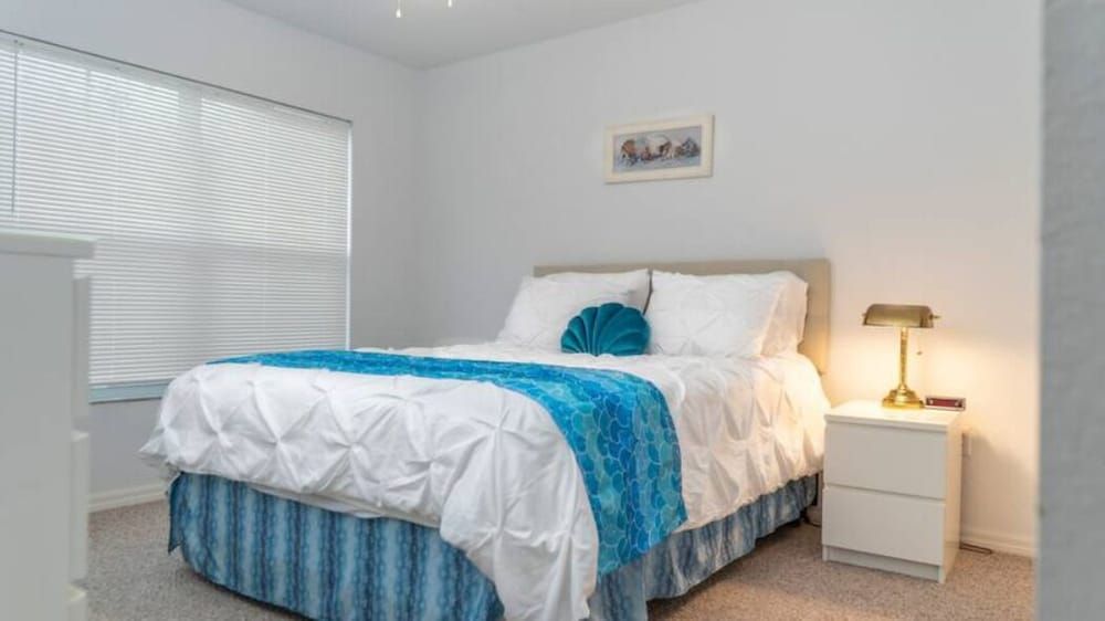 undefined Seven Dwarfs Vacations Resort 10