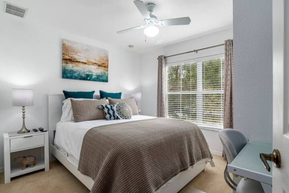 undefined Seven Dwarfs Vacations Resort 3