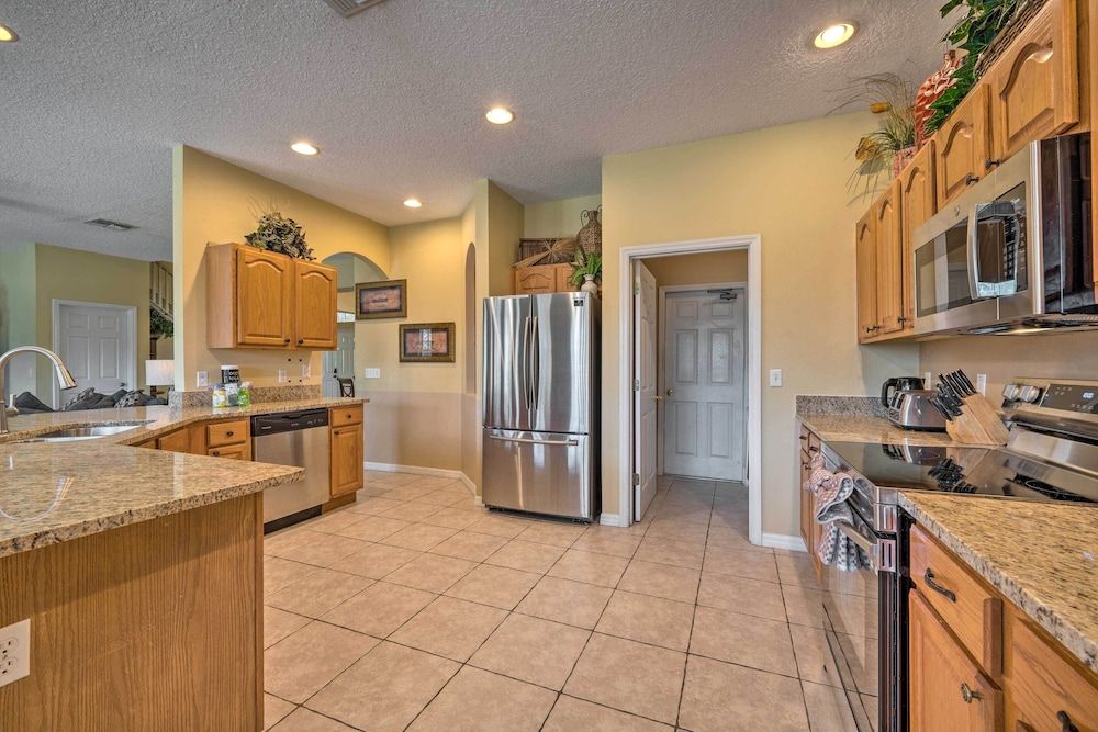 Spacious Kissimmee Family Home w/ Game Room & Pool House (Multiple Bedrooms) 16