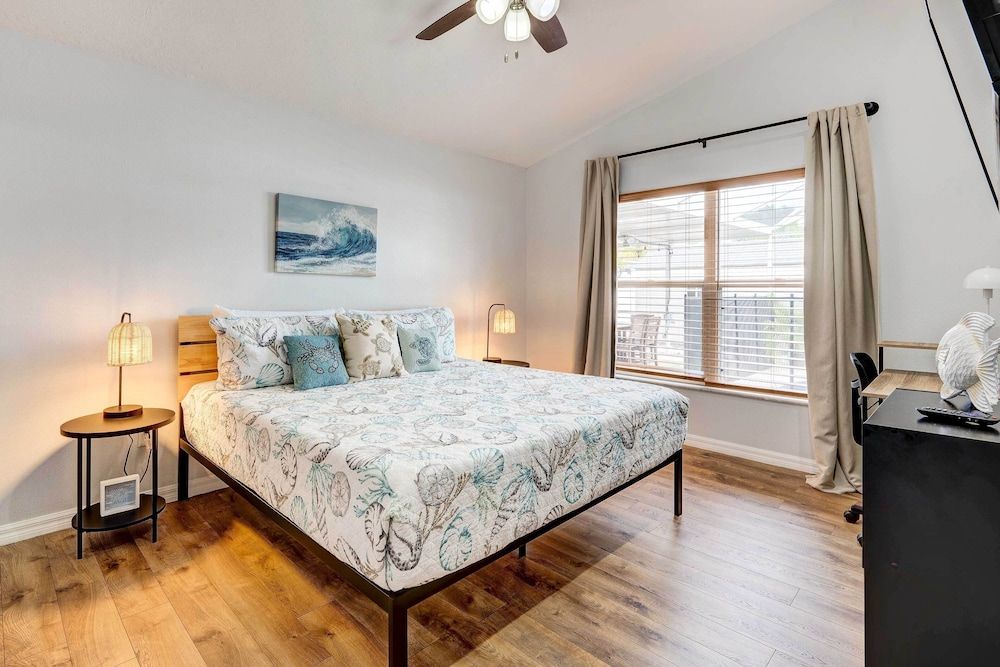 undefined Kissimmee Retreat w/ Private Basketball Court! 6