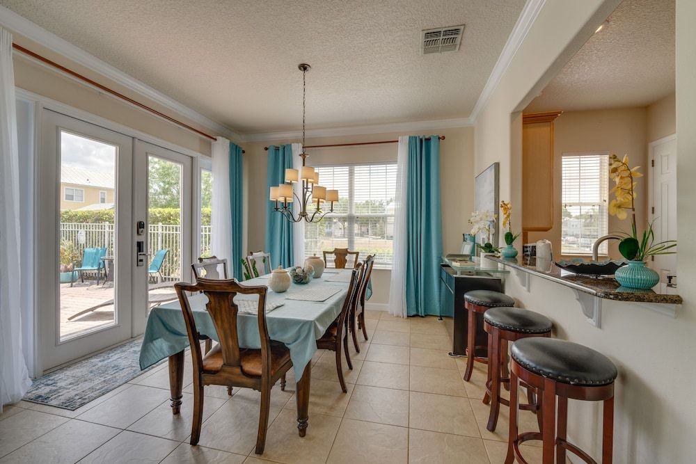 undefined Lakefront Reunion Home w/ Pool: 6 Mi to Disney! 5